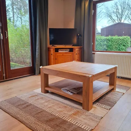 Modern Veluwe Wooden With Private Garden - Forest And Sauna Nearby シャレー