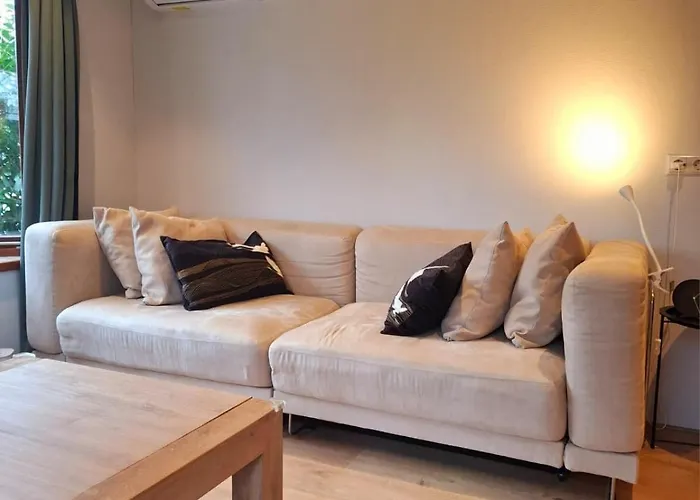 Wooden On The Veluwe In Nature - Quiet Chalet Putten